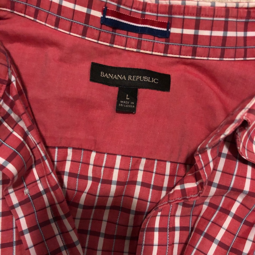 Banana Republic red L